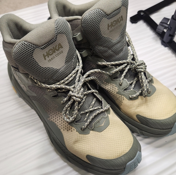 HOKA TRAIL CODE FOR MEN SIZE 8 - Picture 5 of 10